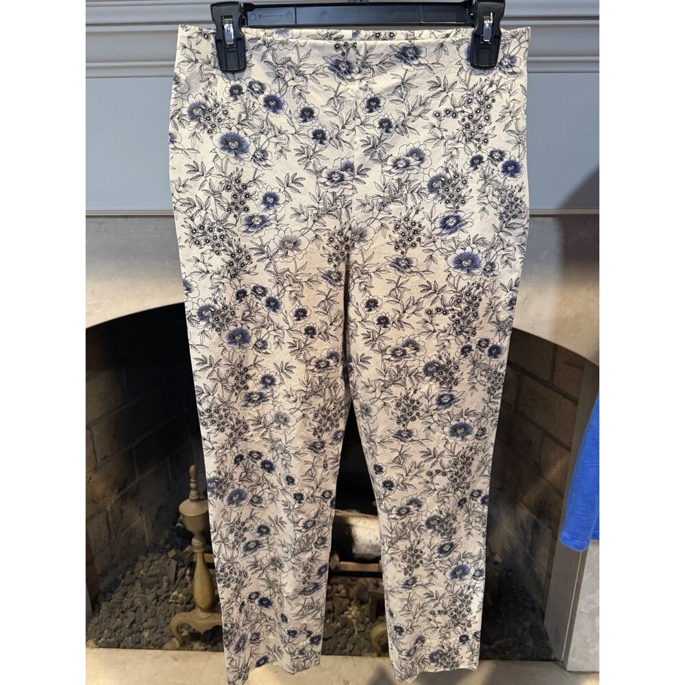 TALBOTS CHATHAM CROP PANTS - INTRICATE FLORAL Size 6